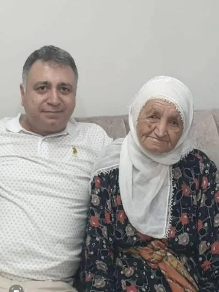 arsoy244806.jpg