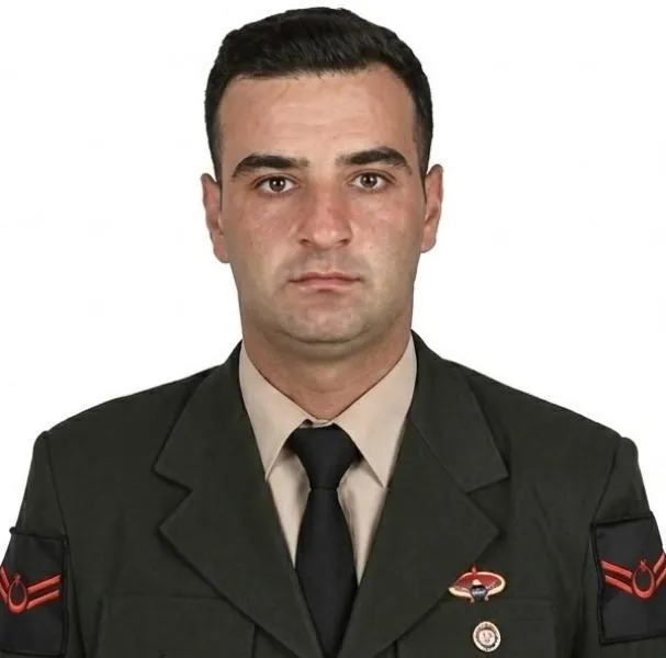 yalzın352968657771_n.jpg