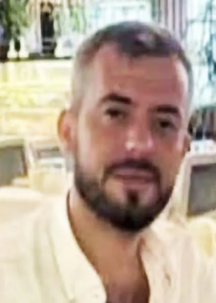 özdemir253136_n.jpg