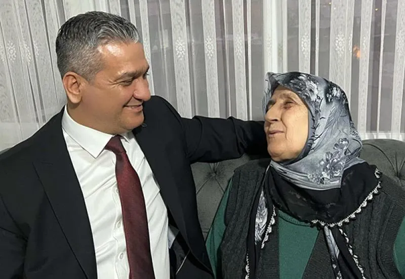 bayrakdar604865449_n.jpg
