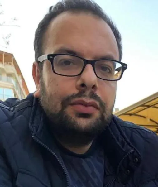 özant441483_n.jpg
