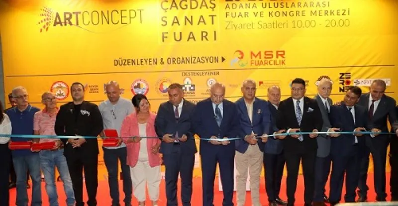 adana-cagdas-sanat-fuari-kapilarini-acti.jpeg