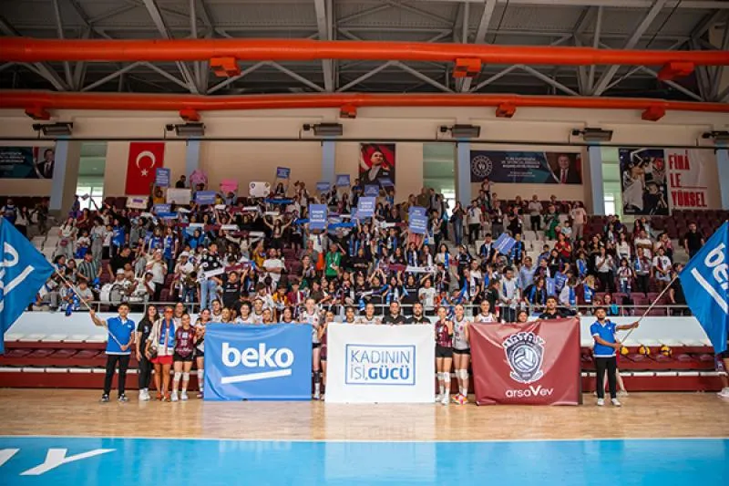 1760598210_Beko_Hatay_Kadin_Voleybol_Takimi_Sponsorlugu_2.jpg