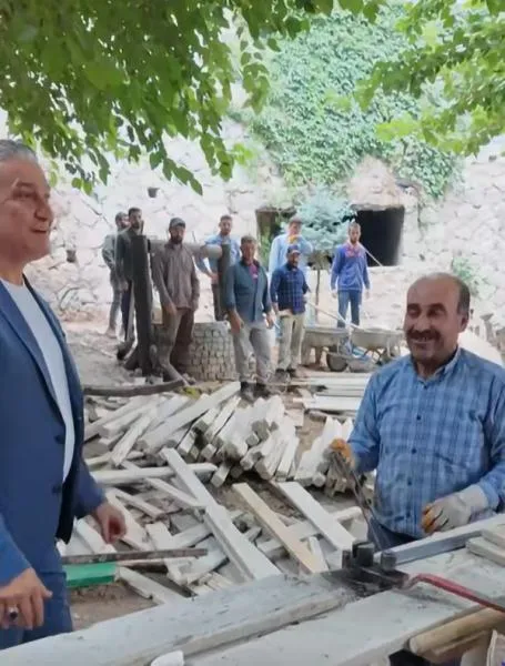 türbeısı.JPG