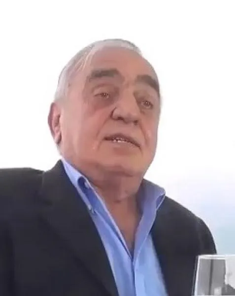alpagül777609.jpg