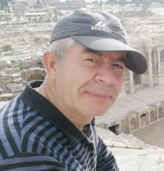 özdemr681126_n.jpg