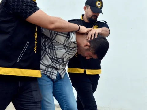 Adana'nın en zengin kuyumcusunu öldürmüştü:  Jet skiyle Yunanistan’a kaçacakmış - fotoğraf 1