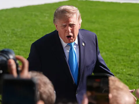 ABD Başkanı Trump: Bırakın İran Los Angeles ve San Diego'yu yok etsin - fotoğraf 4