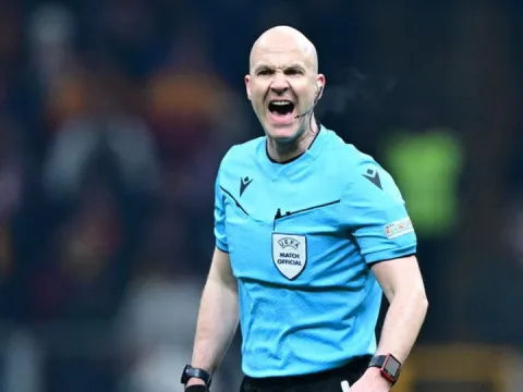 Süper Lig'in 7. haftasındaki hakem atamalarını Anthony Taylor ve yardımcıları yapacak! - fotoğraf 1