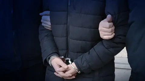 10 ilde dolandırıcılık operasyonu: 12 zanlı tutuklandı