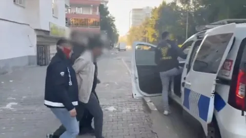 10 ilde 'Patinaj' operasyonu: 12 kişi tutuklandı! 51 banka hesabına el konuldu