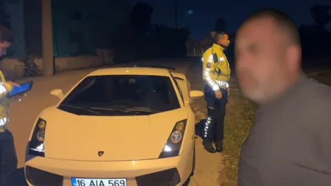 10 milyonluk lüks aracını bırakıp çalılıklara kaçtı: Polisin uyurken bulduğu sürücüden ilginç soru