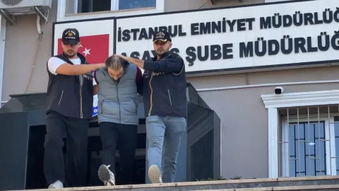 12 yıldır aranan firari hükümlü annesinin evinde yakalandı