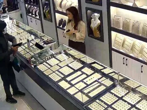 Kuyumcuyu soymaya çalıştı... Failin mesleği şaşırttı! - fotoğraf 2