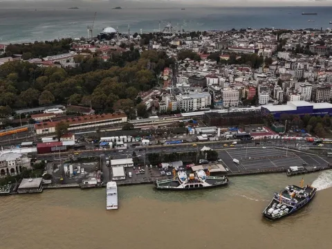 İstanbul Boğazı kahverengiye büründü - fotoğraf 2