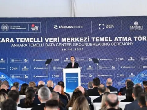 Ankara Temelli’ye 4,1 milyar dolarlık veri merkezi... Bakan Kacır: 2012’den bu yana 42 milyar liralık veri merkezi yatırımının önünü açtık - fotoğraf 3