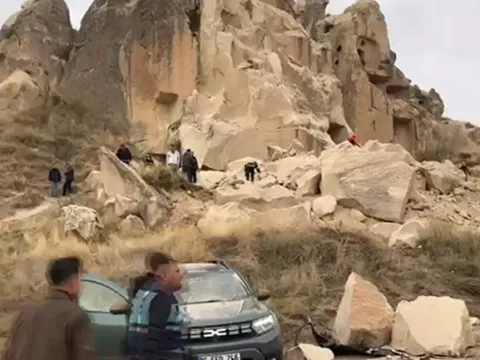 Son dakika... Kapadokya'da peribacası çöktü: 2 ölü, 1 yaralı var... Arama çalışmaları sürüyor - fotoğraf 3