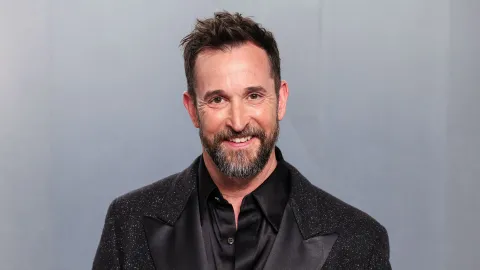2026'nın yaşayan en seksi erkeği: Noah Wyle