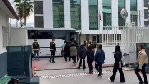 23 Yabancı Uyruklu Sınır Dışı Edildi