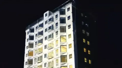 29 saatte 10 katlı bina inşa ettiler