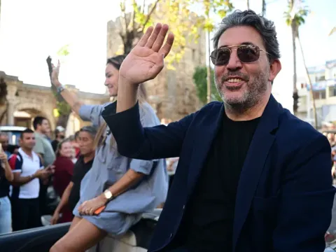 Antalya Altın Portakal Film Festivali heyecanı coşkuyla sürüyor. Jüride sürpriz değişiklik - fotoğraf 1