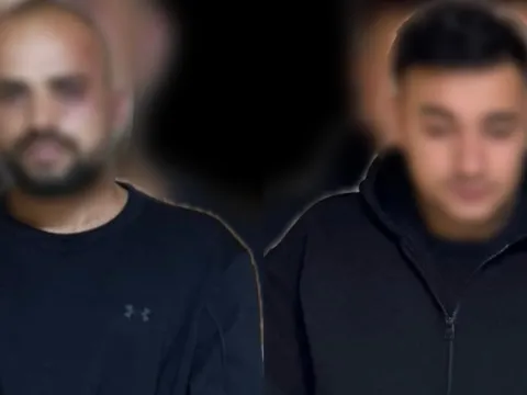 Kağıthane'de dehşet: 2 kişiyi alıkoyup, sırtlarında naylon erittiler - fotoğraf 1