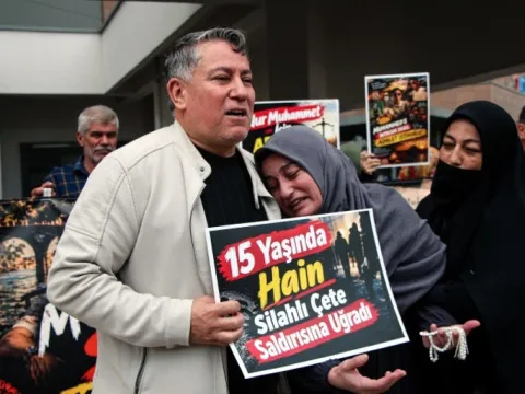 Acılı babaya yoğun bakım kapısında ölüm tehdidi "Size kim selam verirse vuracağız" - fotoğraf 5