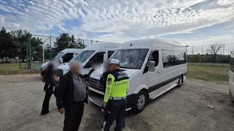 3 öğrenci servisi sürücüsüne 34 bin 415 lira ceza