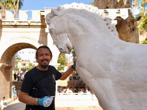 Antalya'ya dev 'Likya Atı' geliyor: Truva Atı'ndan ilham alan heykeltıraş 2027'yi işaret etti - fotoğraf 5