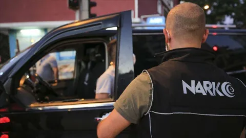 32 ilde zehir tacirlerine operasyon: 298 tutuklama