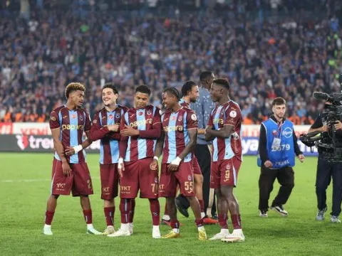 Trabzonspor'da Thomas Reis dümene geçti! - fotoğraf 2