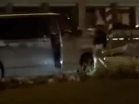 Fuhuş pazarlığı kameralara yansıdı! Telaffuz edilen rakamlar dudak uçuklattı - fotoğraf 3