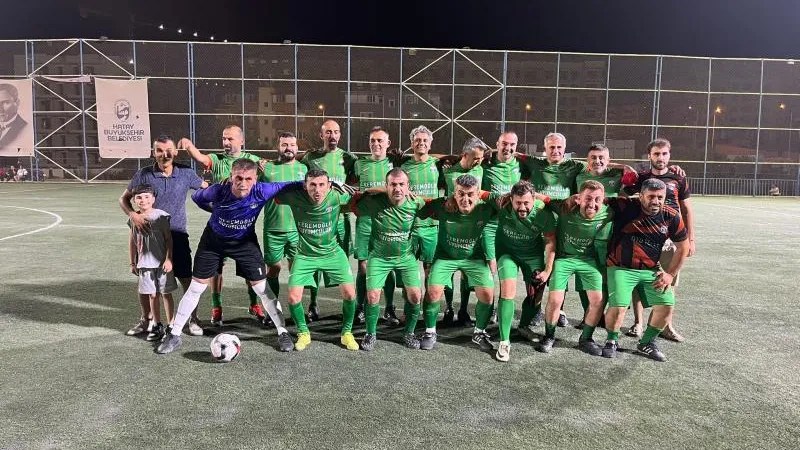 38. Erhan Aksay Futbol Turnuvası’nın Finalisti; Defne Veteranlar