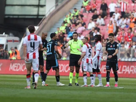 Beşiktaş'a karşı cezalı duruma düştü! - fotoğraf 3