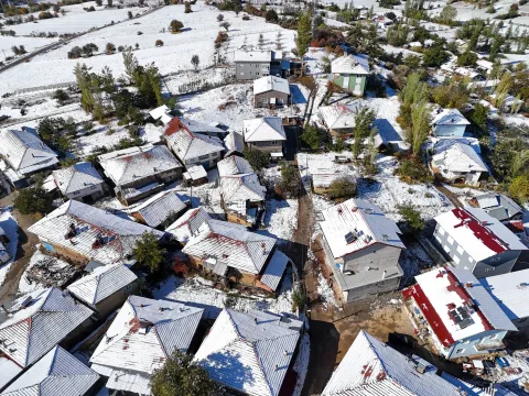 Ekim ayında kar manzaraları: Türkiye'nin birçok ili beyaza büründü - fotoğraf 5