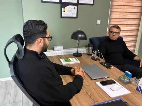 Eski kıdemli başçavuş, üniversiteyi birincilikle bitirip psikolog oğluyla meslektaş oldu - fotoğraf 3