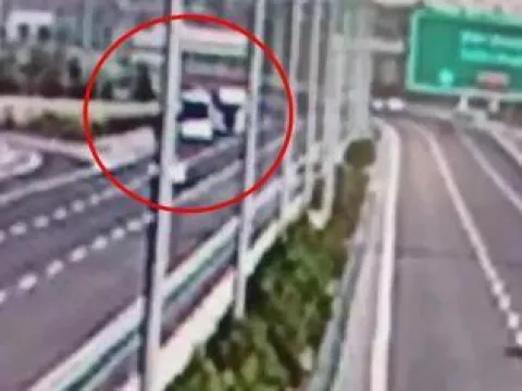 8 ilde yasa dışı bahis operasyonu! 7 milyar TL'lik para hareketliliği tespit edildi: 59 gözaltı - fotoğraf 1