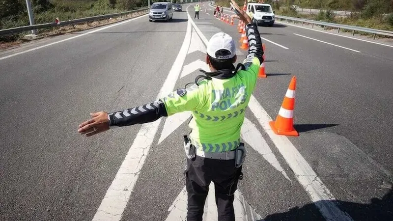 4 Ekim İstanbul'da kapalı yollar listesi: Hangi yollar saat kaçta kapanacak ve açılacak?