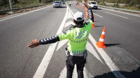 4 Ekim İstanbul'da kapalı yollar listesi: Hangi yollar saat kaçta kapanacak ve açılacak?