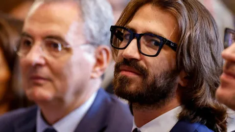 40 milyar euroluk aile savaşı başladı