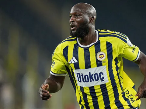 Lukaku korkusu sardı! 11 maç, 11 gol: Gözler İsmail Kartal'da - fotoğraf 5