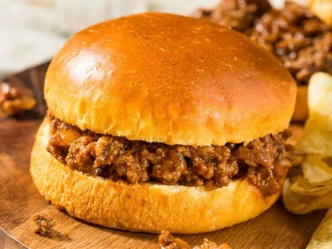 Adı kadar dağınık bir burger - fotoğraf 4