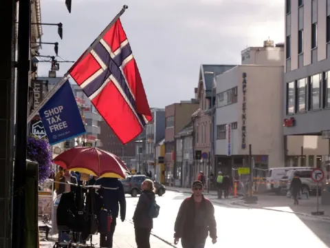 Norveç Varlık Fonu 30 milyar dolar zarar açıkladı. Yöneticisi ''teknoloji hissesi'' uyarısı yaptı - fotoğraf 1