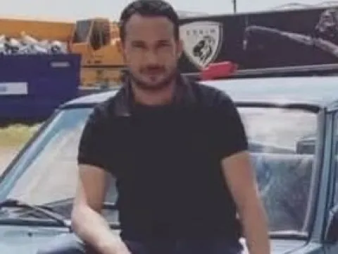Zincirleme kazada yaralanan 2 kişi, hastanede yaşamını yitirdi - fotoğraf 1