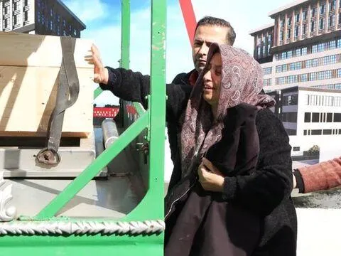 İki arkadaşı yüksek gerilim ayırdı! O anlar kamerada... - fotoğraf 4