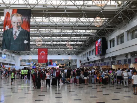 Yolcu sayısı 193 milyonu aştı - fotoğraf 1