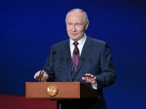 Putin: Avrupa'daki protestoların nedeni yönetimlerin kendi hataları - fotoğraf 1
