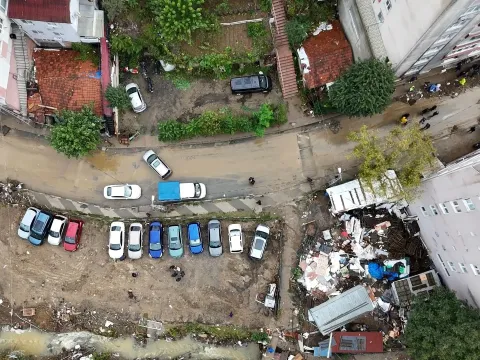 Ayazağa'da sel felaketinin boyutu drone ile görüntülendi - fotoğraf 1