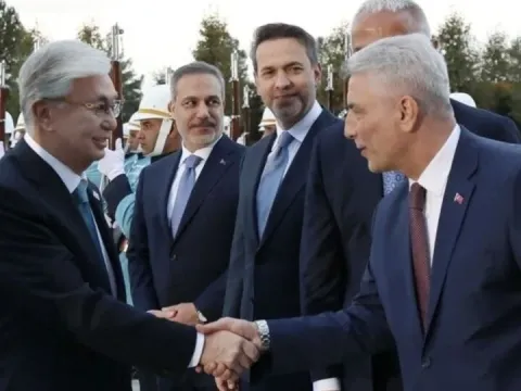 "Kazakistan'la ticaret hedefimiz 15 milyar dolar" - fotoğraf 1