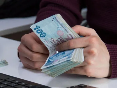 Ücretlerde rekabet baskısı artıyor - fotoğraf 1